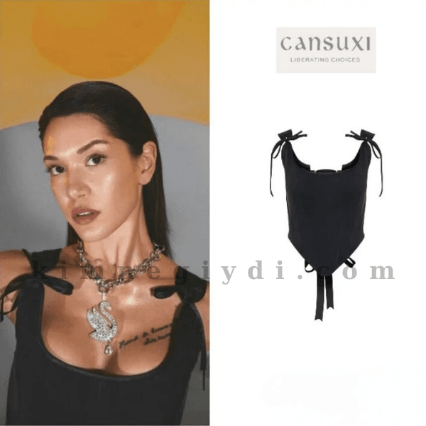 Hazal Subaşı’nın MAG dergi çekiminde giydiği siyah Le Corset Gaia